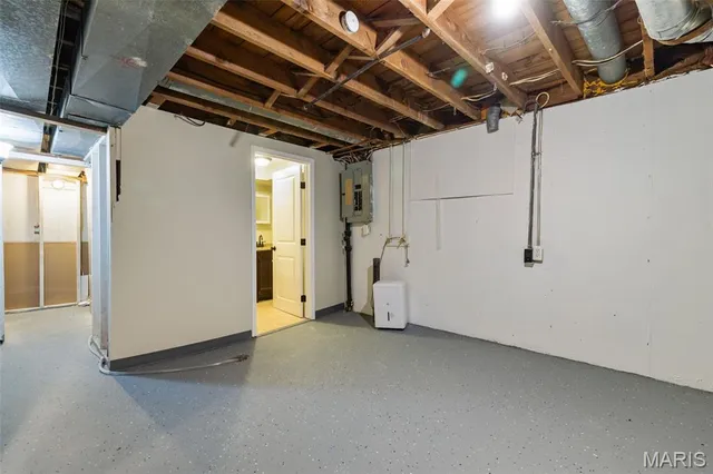 $175,000 | 1433 Farmview Avenue, St. Louis, MO 63138