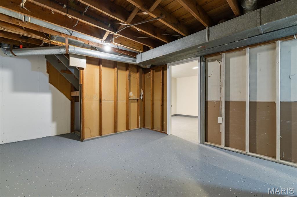 1433 Farmview Avenue St. Louis, MO 63138 - Photo 38 of 48