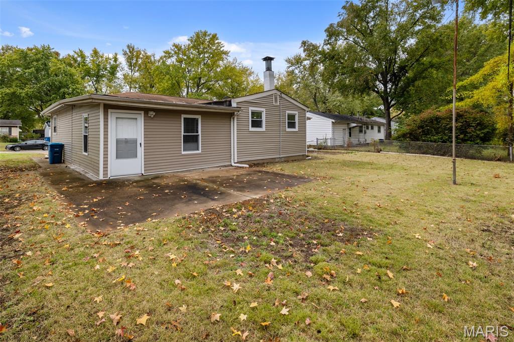1433 Farmview Avenue St. Louis, MO 63138 - Photo 42 of 48