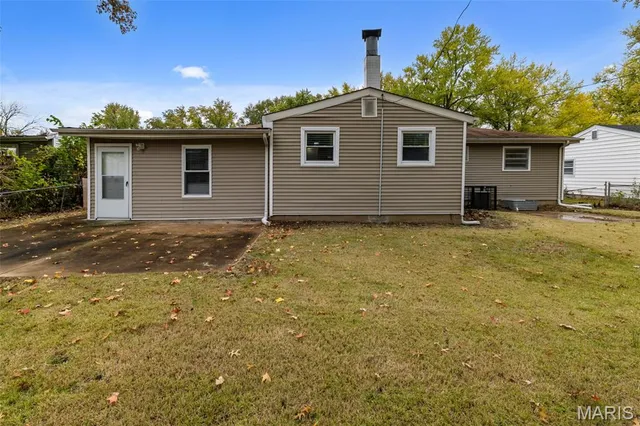 $175,000 | 1433 Farmview Avenue, St. Louis, MO 63138