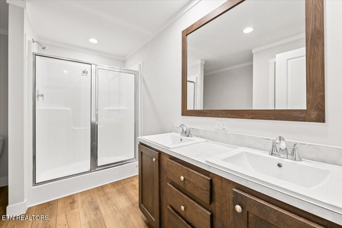 264 Rain Valley Road La Follette, TN 37766 - Photo 18 of 40 Bathroom 1