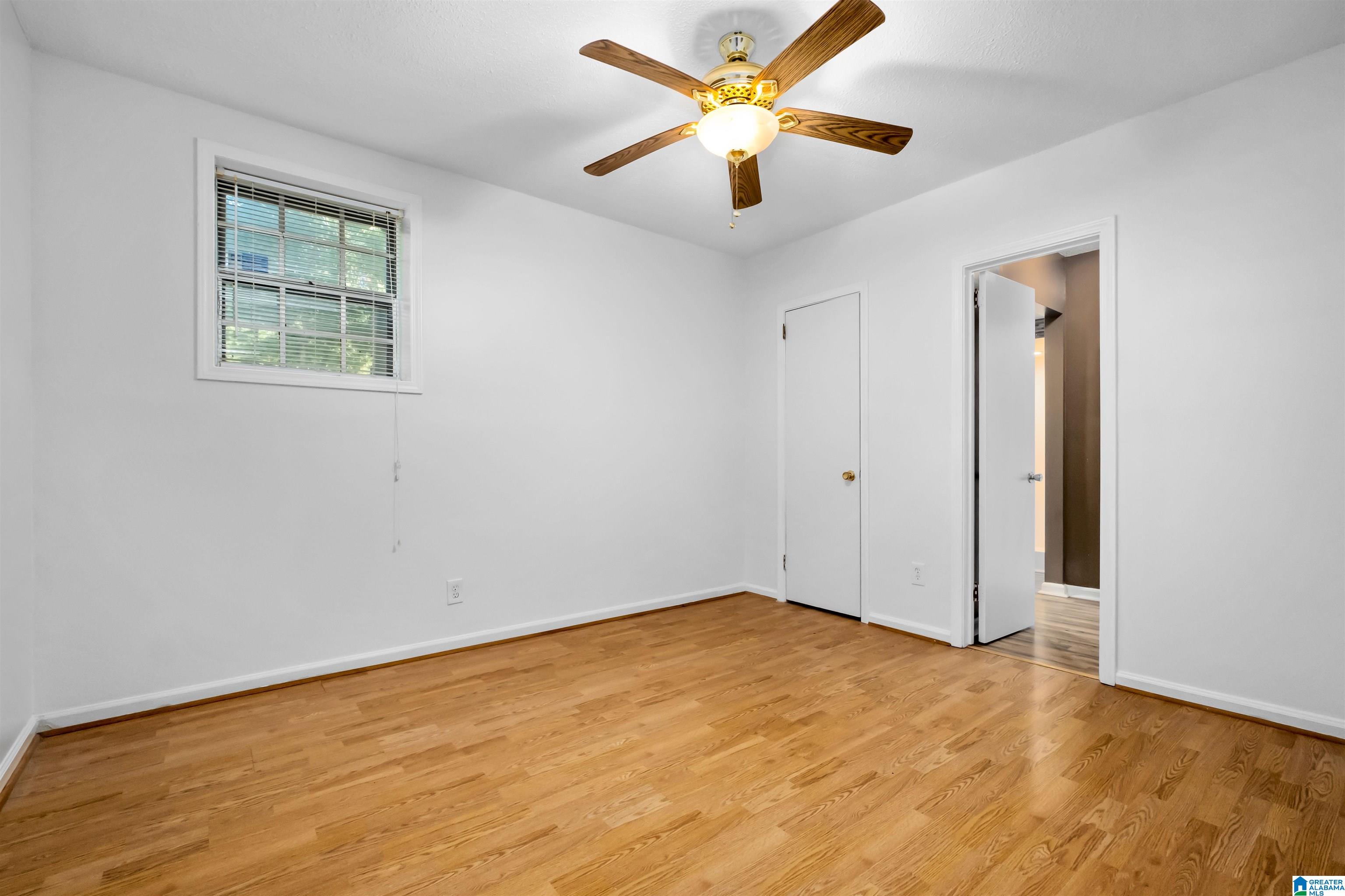 121 Hickory Street Alabaster, AL 35114 - Photo 23 of 41
