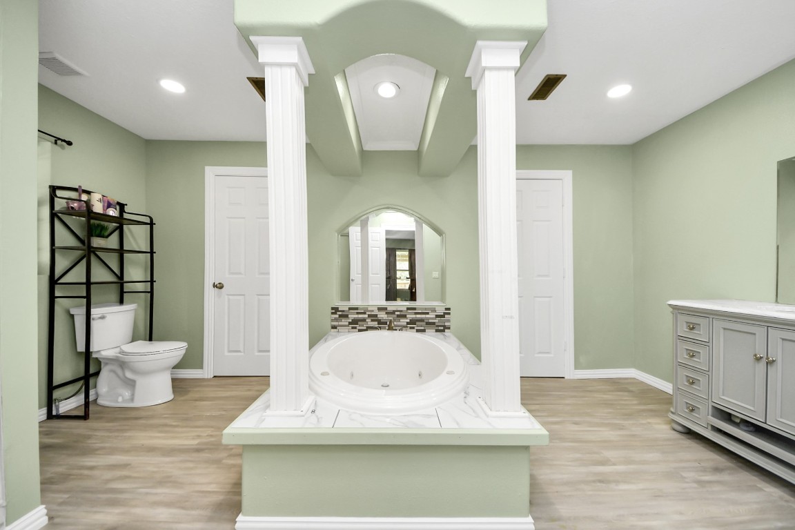 11844 Padok Road Houston, TX 77044 - Photo 27 of 41 a bathroom with a sink and a mirror