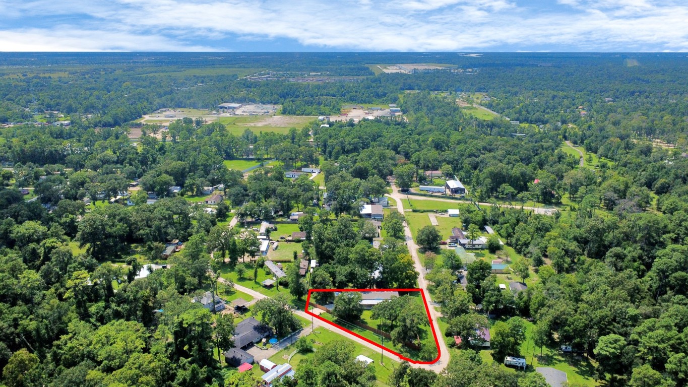 11844 Padok Road Houston, TX 77044 - Photo 38 of 41 view of a city with lush green forest