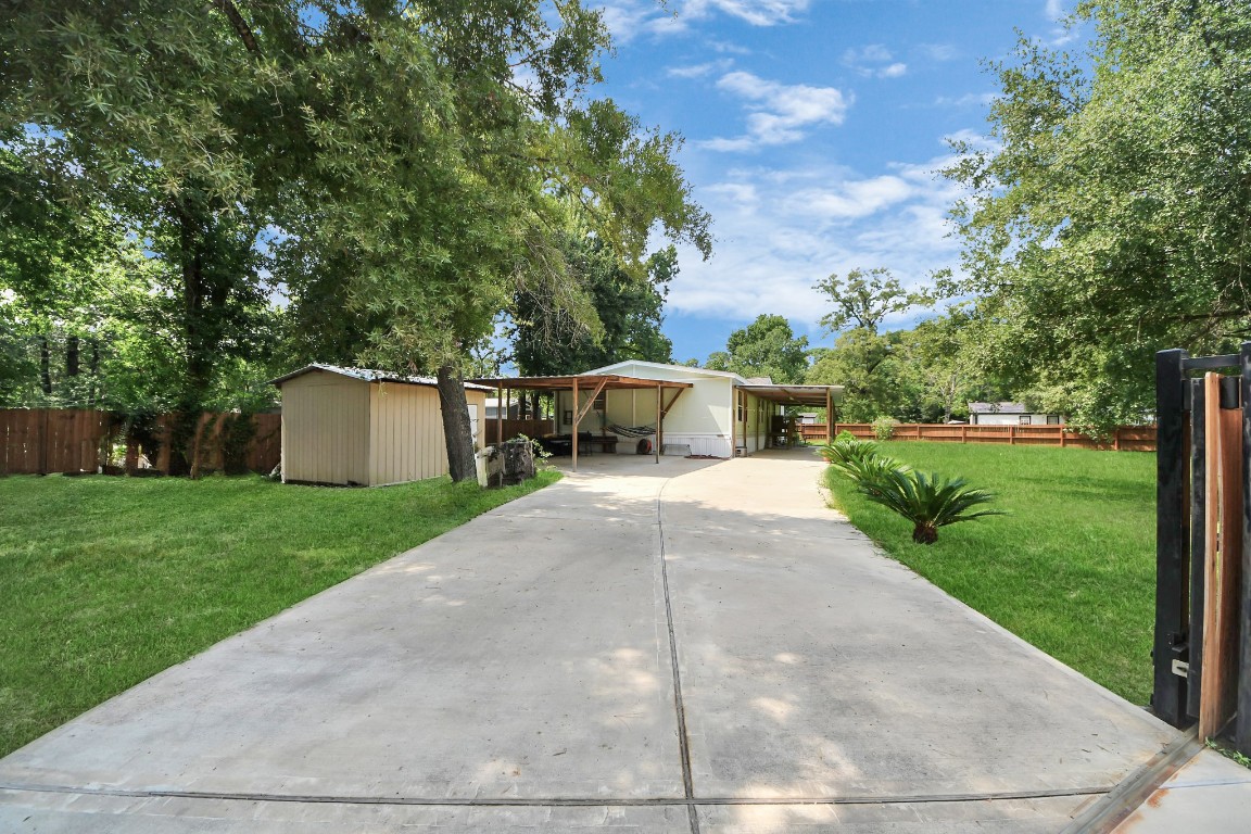 11844 Padok Road Houston, TX 77044 - Photo 6 of 41