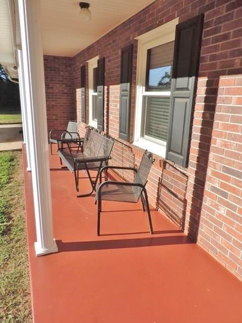 480 Tokeena Road Seneca, SC 29678 - Photo 6 of 29 Gallery Image 6