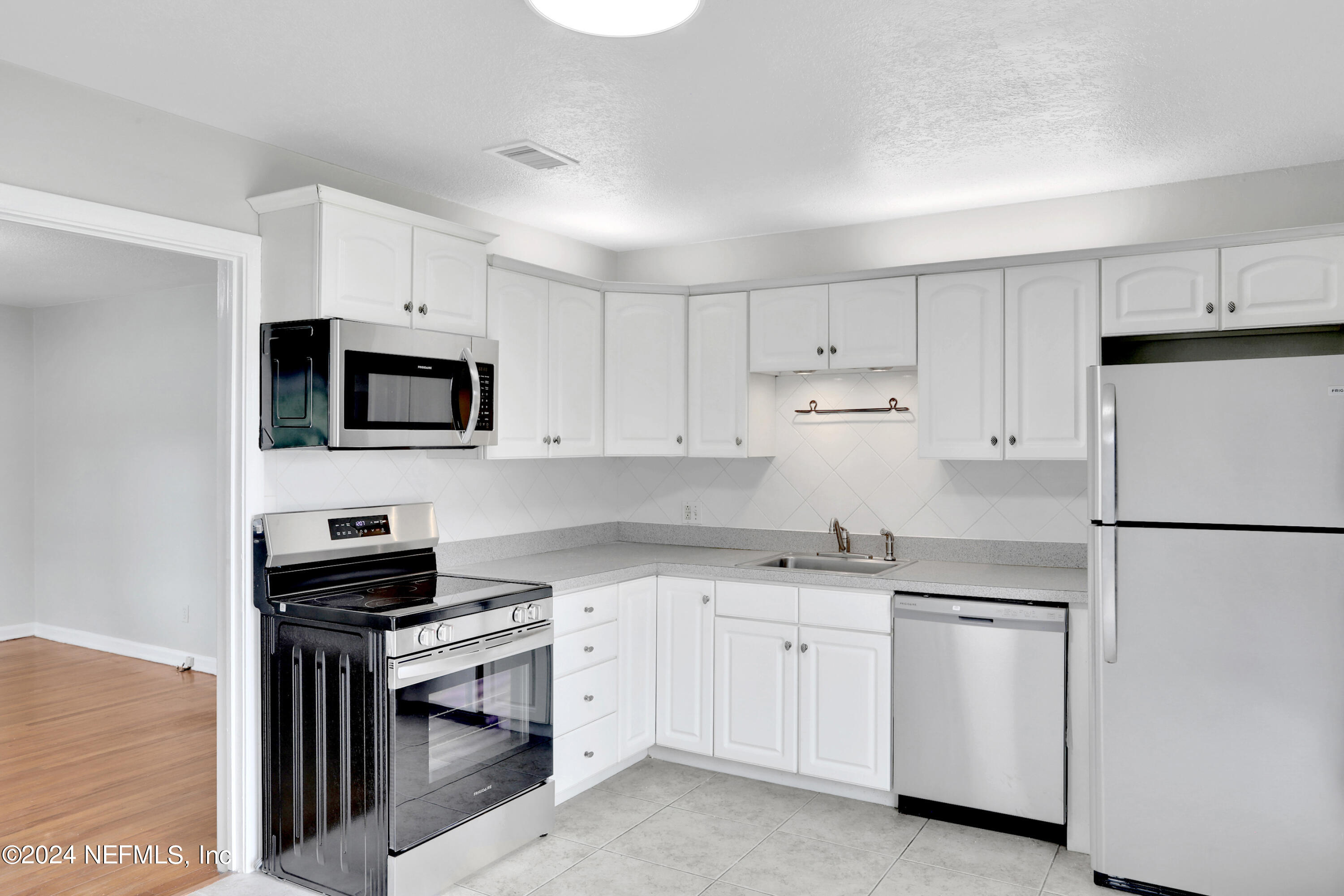 Kitchen inside