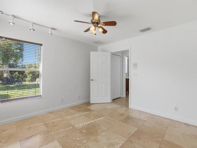 $4,700 | 3769 Victoria Road, West Palm Beach, FL 33411