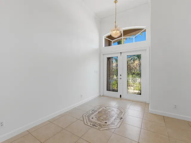 $4,700 | 3769 Victoria Road, West Palm Beach, FL 33411