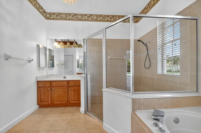 $4,700 | 3769 Victoria Road, West Palm Beach, FL 33411