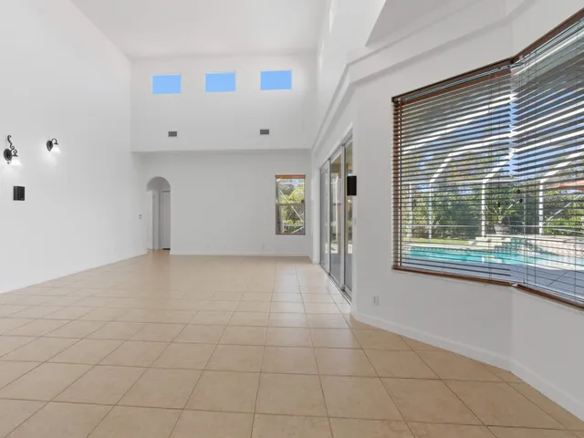 $4,700 | 3769 Victoria Road, West Palm Beach, FL 33411