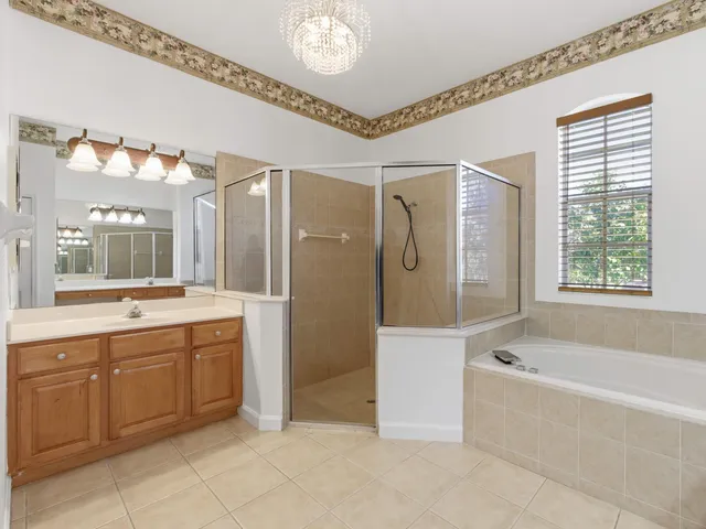 $4,700 | 3769 Victoria Road, West Palm Beach, FL 33411