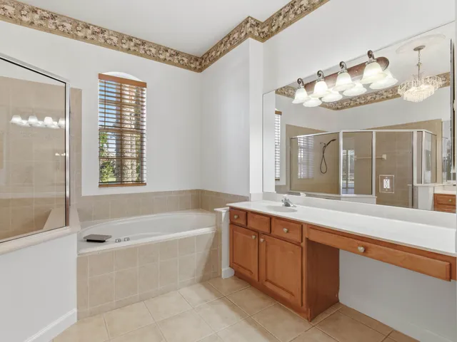 $4,700 | 3769 Victoria Road, West Palm Beach, FL 33411