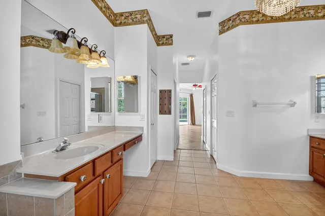 $4,700 | 3769 Victoria Road, West Palm Beach, FL 33411