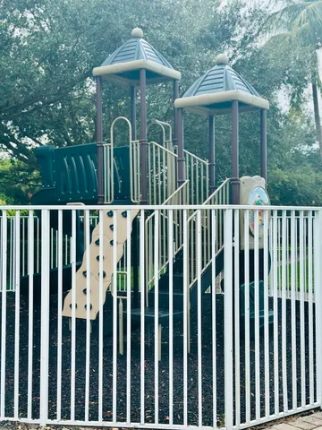 $4,700 | 3769 Victoria Road, West Palm Beach, FL 33411