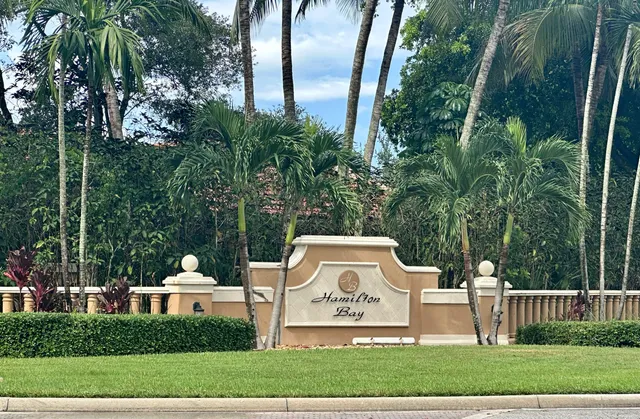 $4,700 | 3769 Victoria Road, West Palm Beach, FL 33411