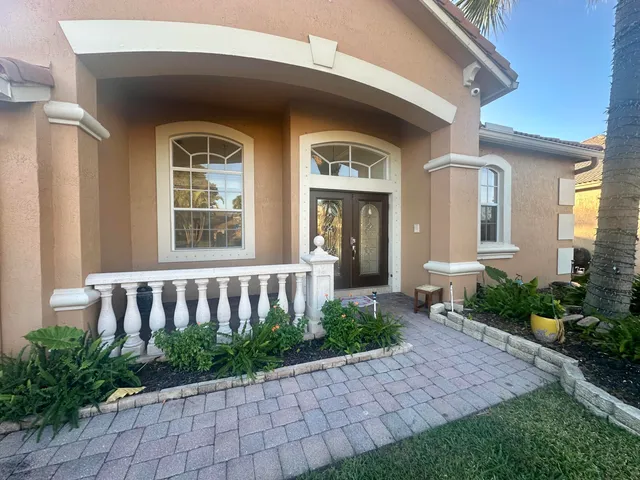 $4,700 | 3769 Victoria Road, West Palm Beach, FL 33411