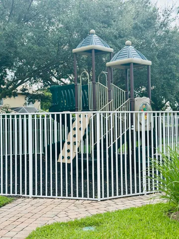 $4,700 | 3769 Victoria Road, West Palm Beach, FL 33411