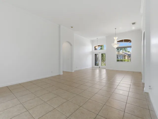 $4,700 | 3769 Victoria Road, West Palm Beach, FL 33411