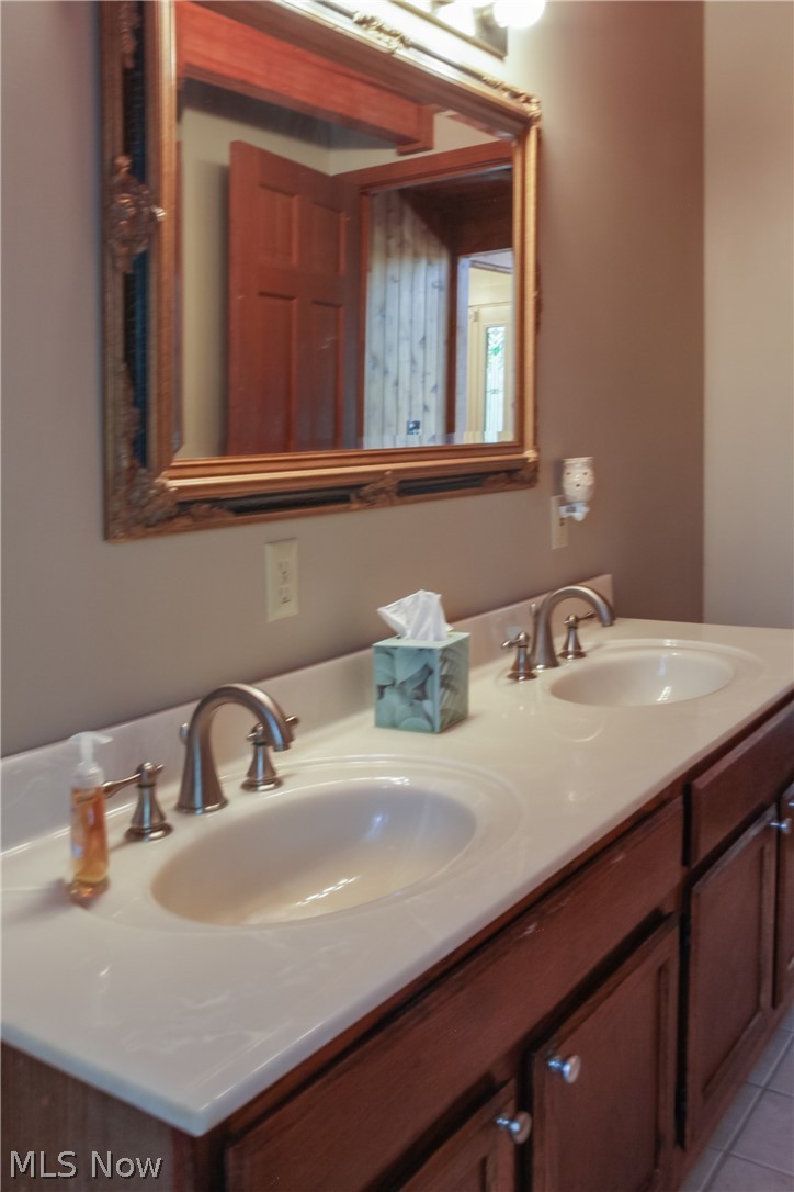9210 Bascom Road Chardon, OH 44024 - Photo 24 of 34 Gallery Image 24