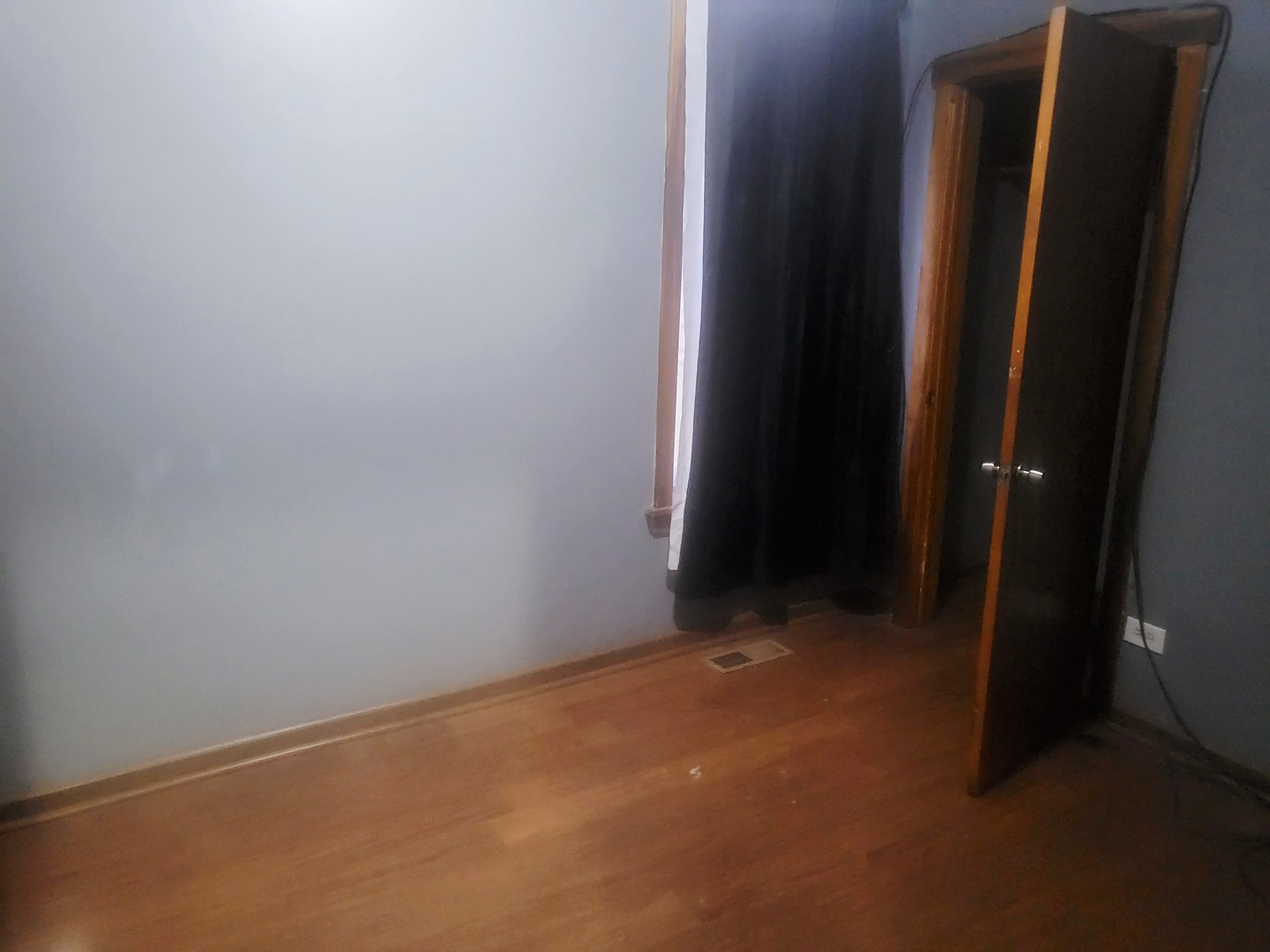6643 South Laflin Street Chicago, IL 60636 - Photo 12 of 15 a view of an empty room