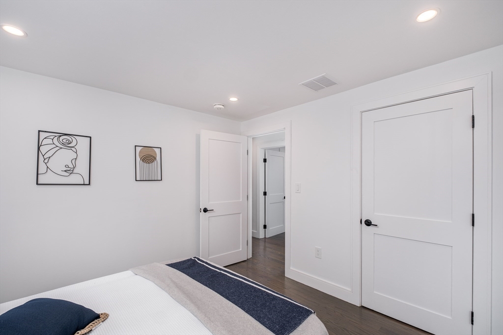 26 Harris Avenue Wellesley, MA 02481 - Photo 21 of 42
