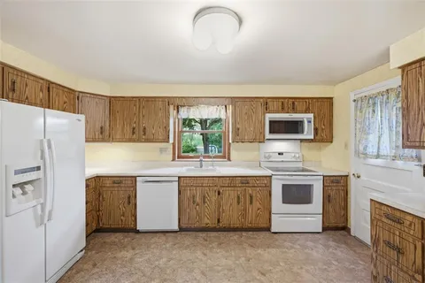 $450,000 | 139 East Edgewood Drive, Canonsburg, PA 15317
