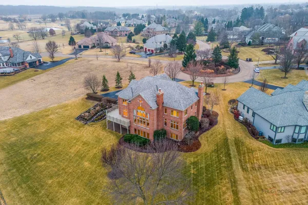 $1,200,000 | 1611 Burr Oak Drive, Libertyville, IL 60048