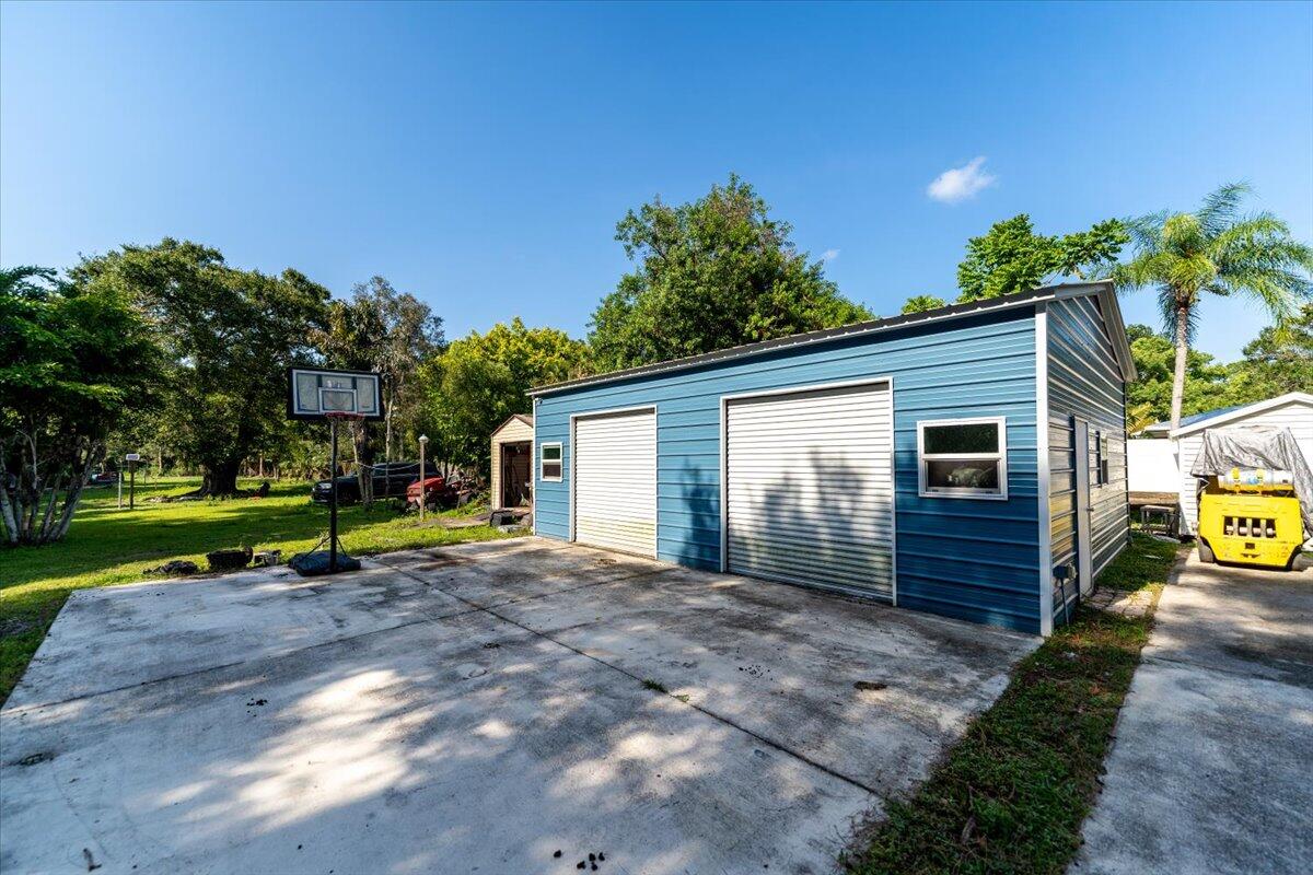 646 West Weatherbee Road Fort Pierce, FL 34982 - Photo 32 of 48 38-Weatherbee-0137
