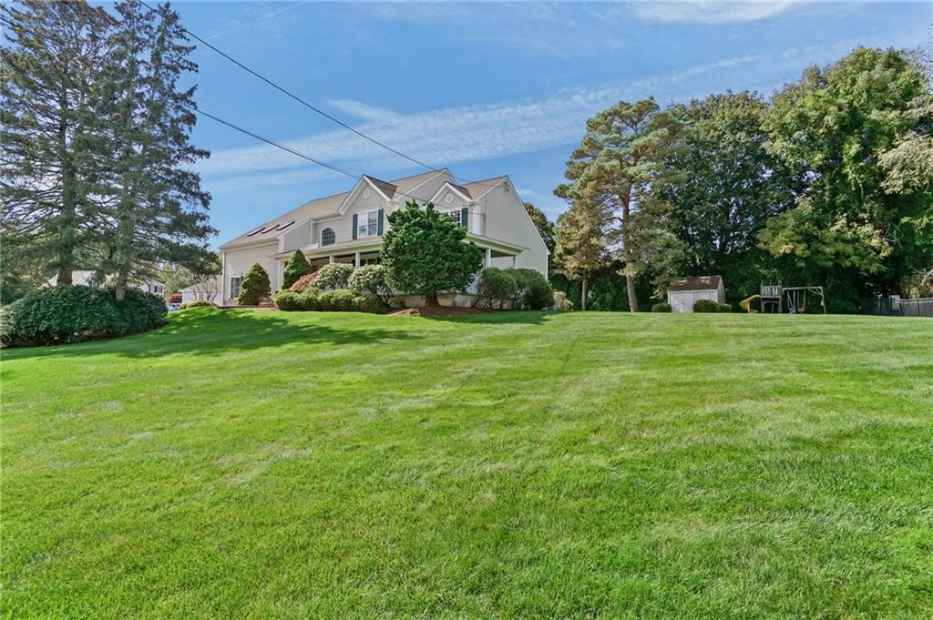 18 Quail Ridge Road Cranston, RI 02921 - Photo 2 of 45
