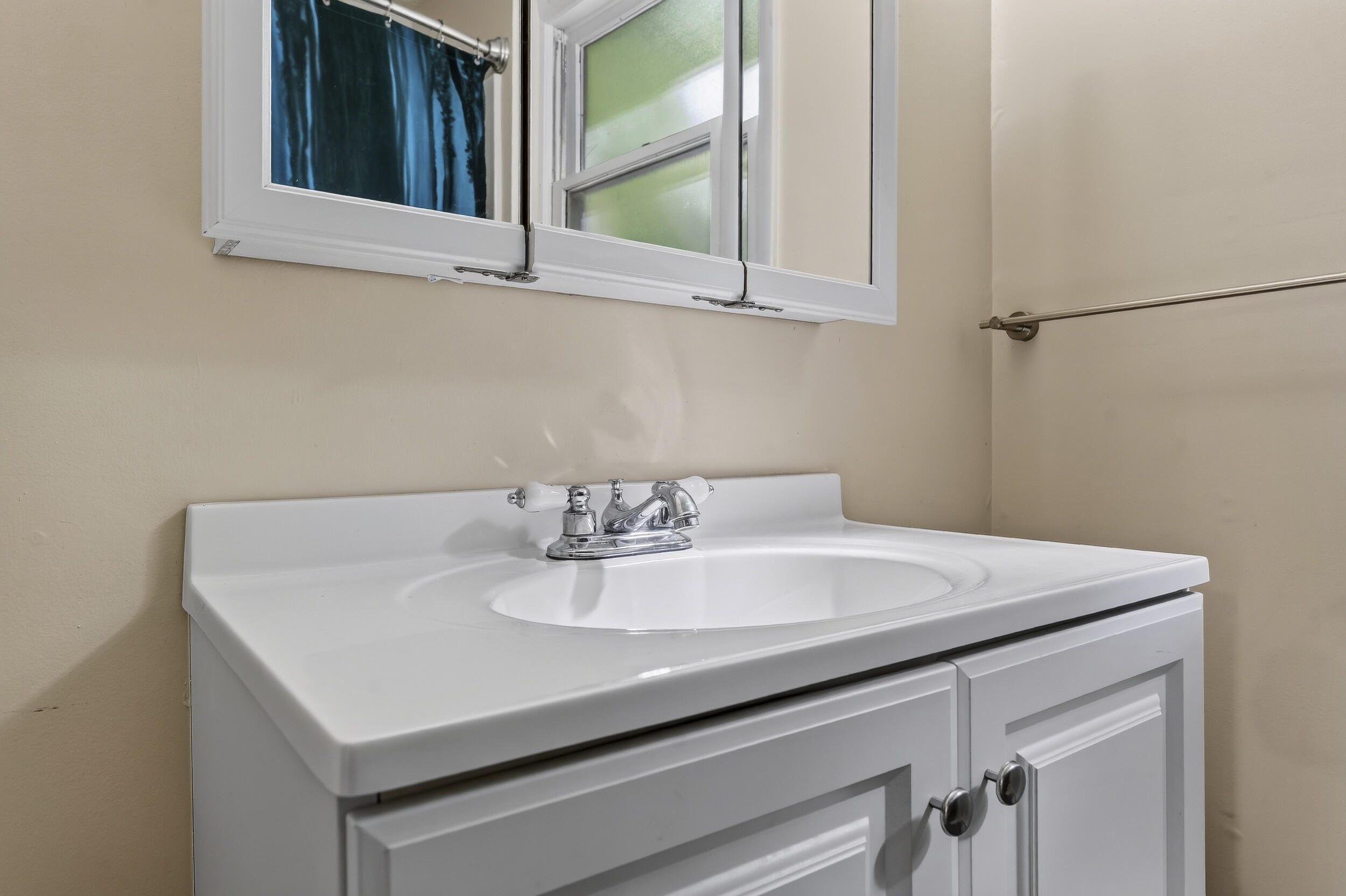658 Middle Road Sabattus, ME 04280 - Photo 25 of 50 27_658middle-19