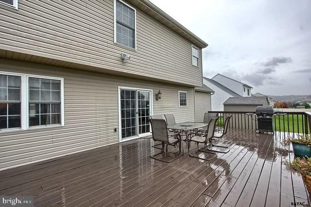 330 Olde Hickory Road Mount Wolf, PA 17347 - Photo 27 of 28 Gallery Image 27