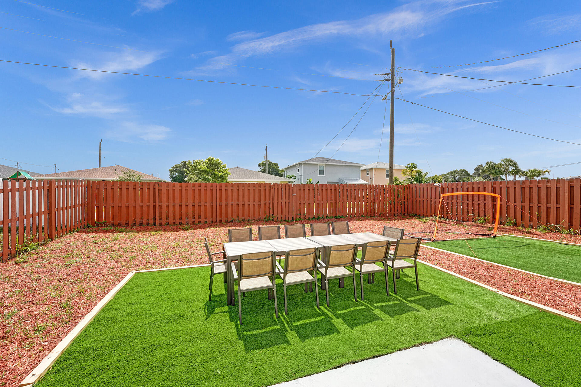 337 Southwest 8th Avenue Delray Beach, FL 33444 - Photo 43 of 48 a garden view with a seating space