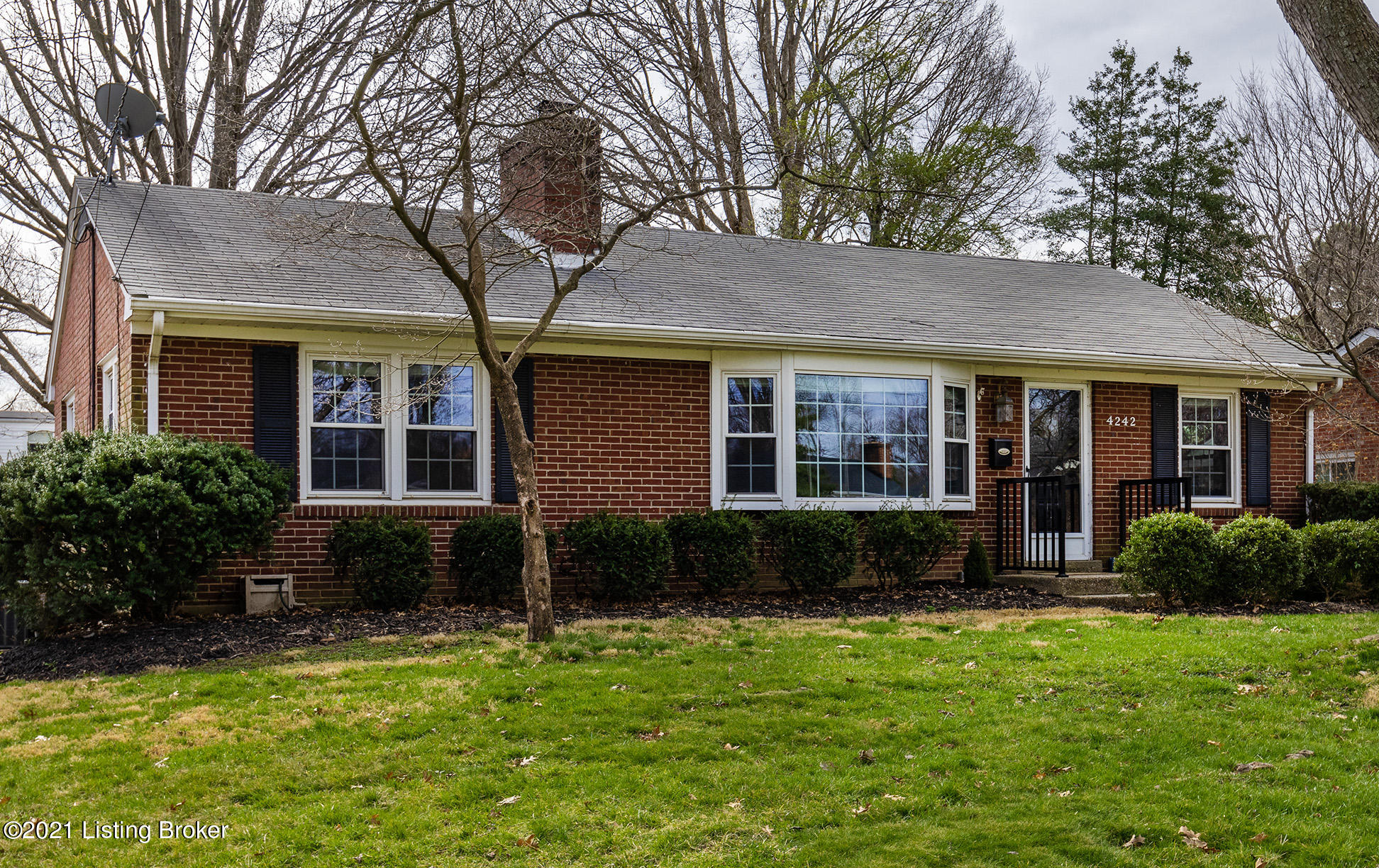 4242 Middlebrook Road Louisville, KY 40207 - Photo 2 of 57 4242-Middlebrook-Rd-20210324-003
