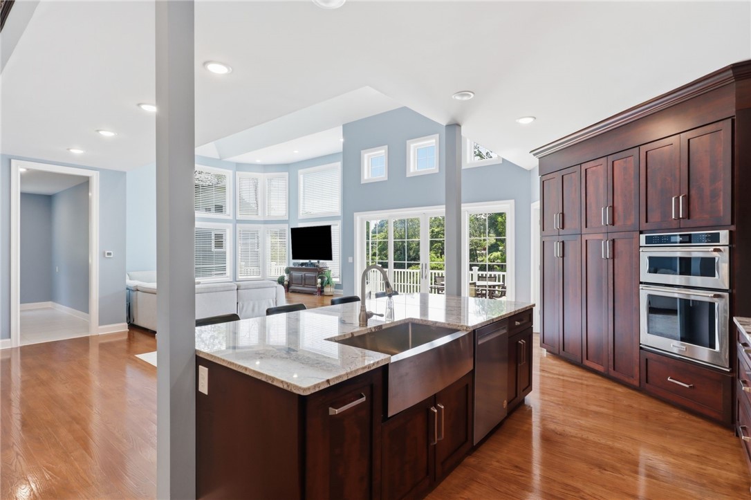 667 Seneca Road Irondequoit, NY 14622 - Photo 12 of 46