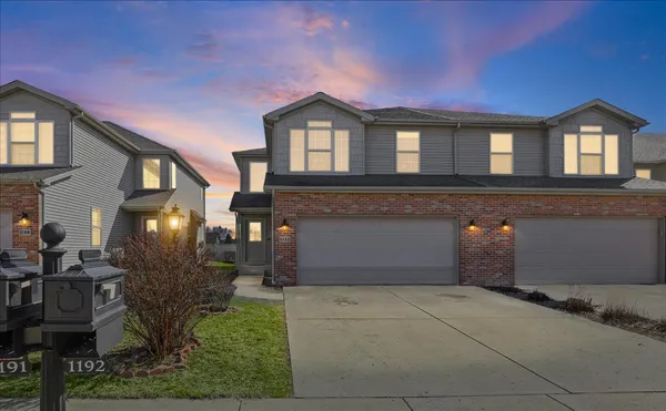 $284,900 | 1192 Blue Bill Way, Normal, IL 61761