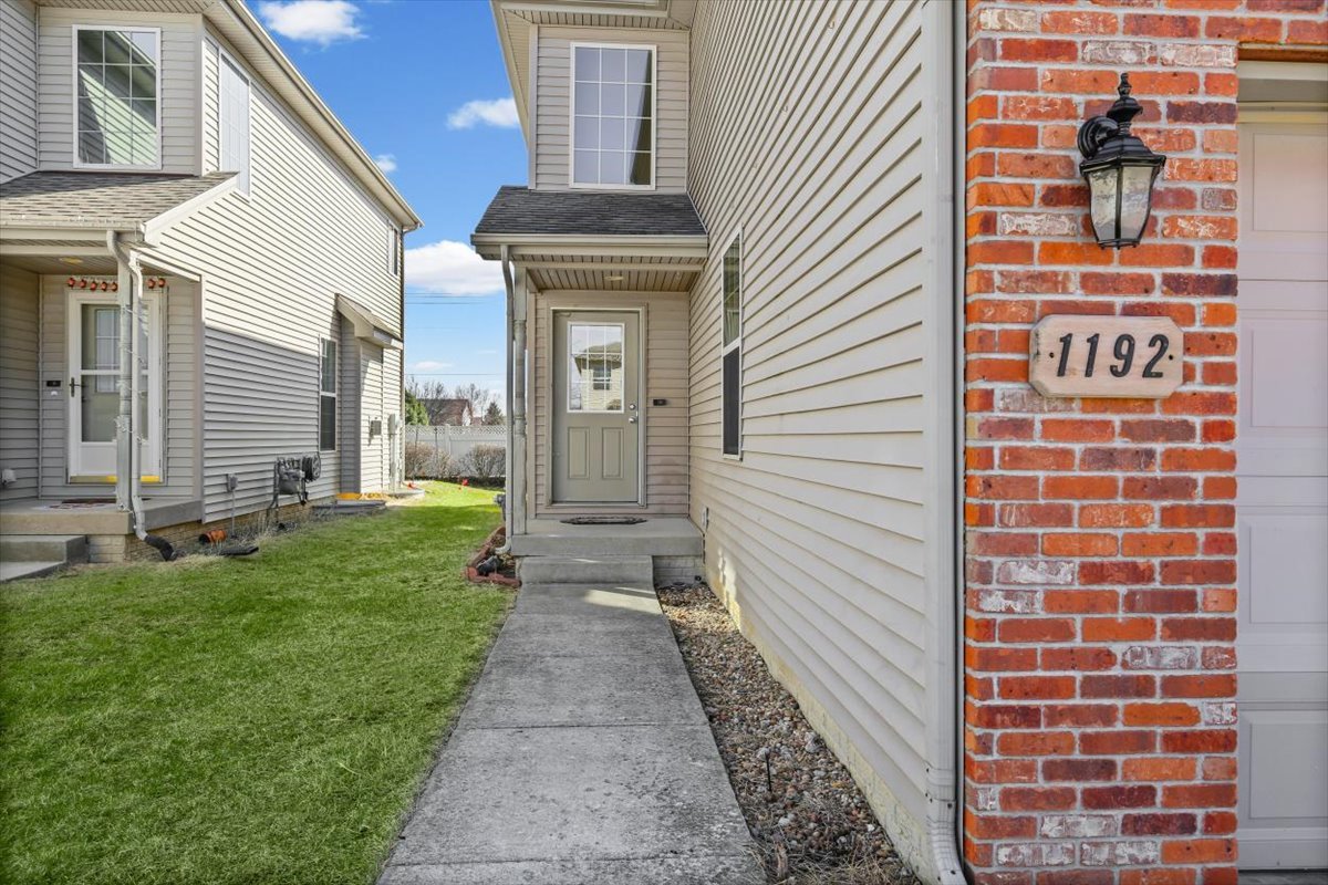 1192 Blue Bill Way Normal, IL 61761 - Photo 7 of 45