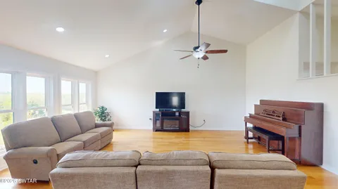 $665,000 | 795 Crazy Doe Road, Lexington, TN 38351