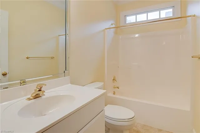 $649,900 | 1025 Glen Day Drive, Clemmons, NC 27012