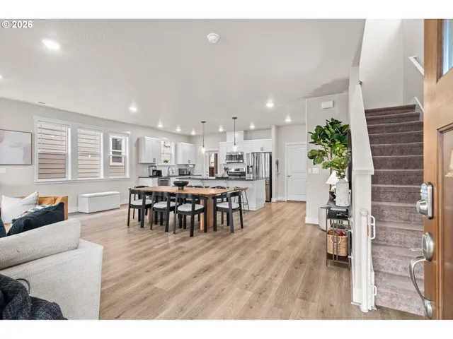 $564,900 | 16870 Southwest Sunshine Coast Street, Tigard, OR 97223