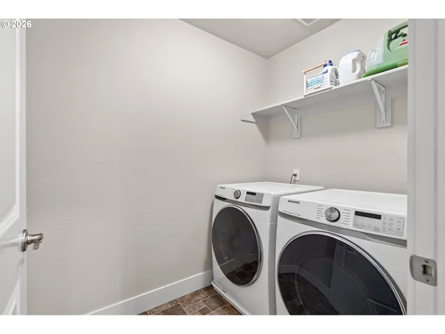 $564,900 | 16870 Southwest Sunshine Coast Street, Tigard, OR 97223