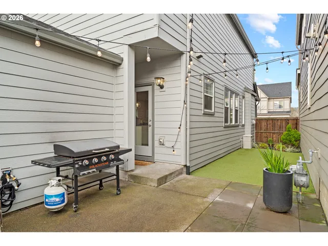 $564,900 | 16870 Southwest Sunshine Coast Street, Tigard, OR 97223