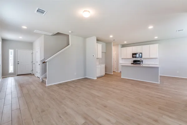 $1,992 | 68 Bent Trl Lane, Georgetown, TX 78628