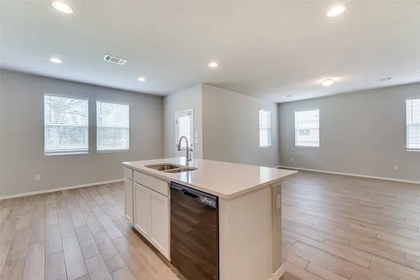 $1,992 | 68 Bent Trl Lane, Georgetown, TX 78628