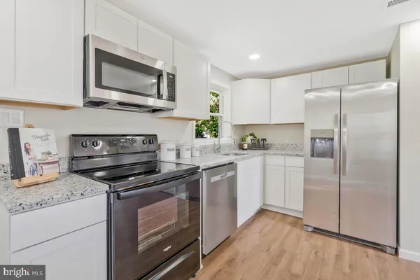 $2,450 | 21975 Baja Lane, Great Mills, MD 20634