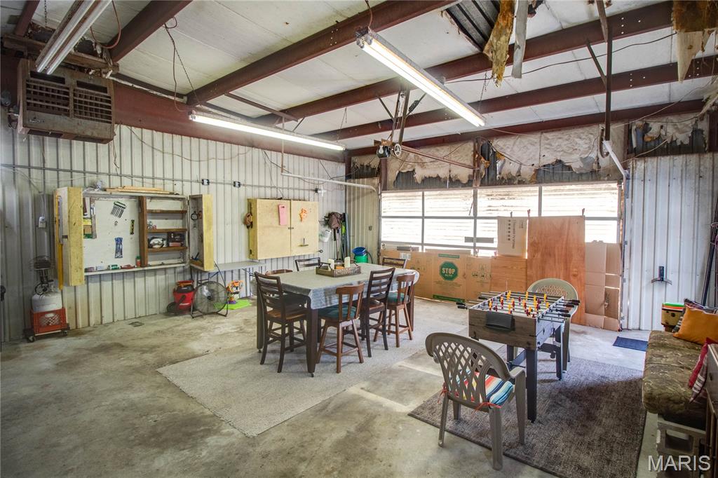 32312 Pleasant Hill Road Girard, IL 62640 - Photo 27 of 40