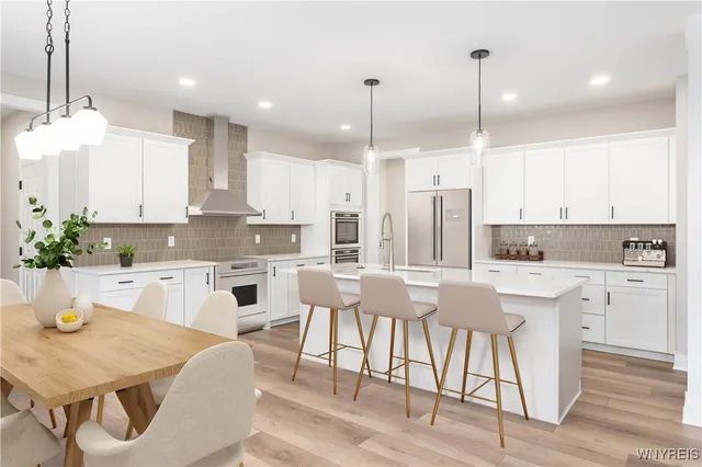 $829,900 | 3947 Wheatfield Crossing, North Tonawanda, NY 14120