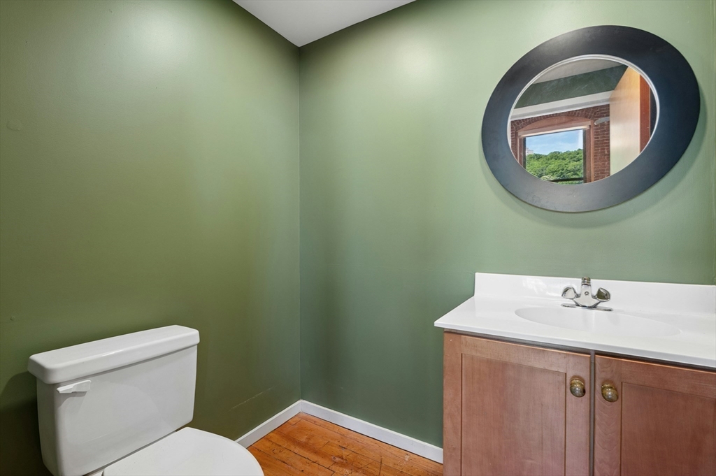 1 Envelope Terrace, Unit 202 Worcester, MA 01604 - Photo 37 of 39