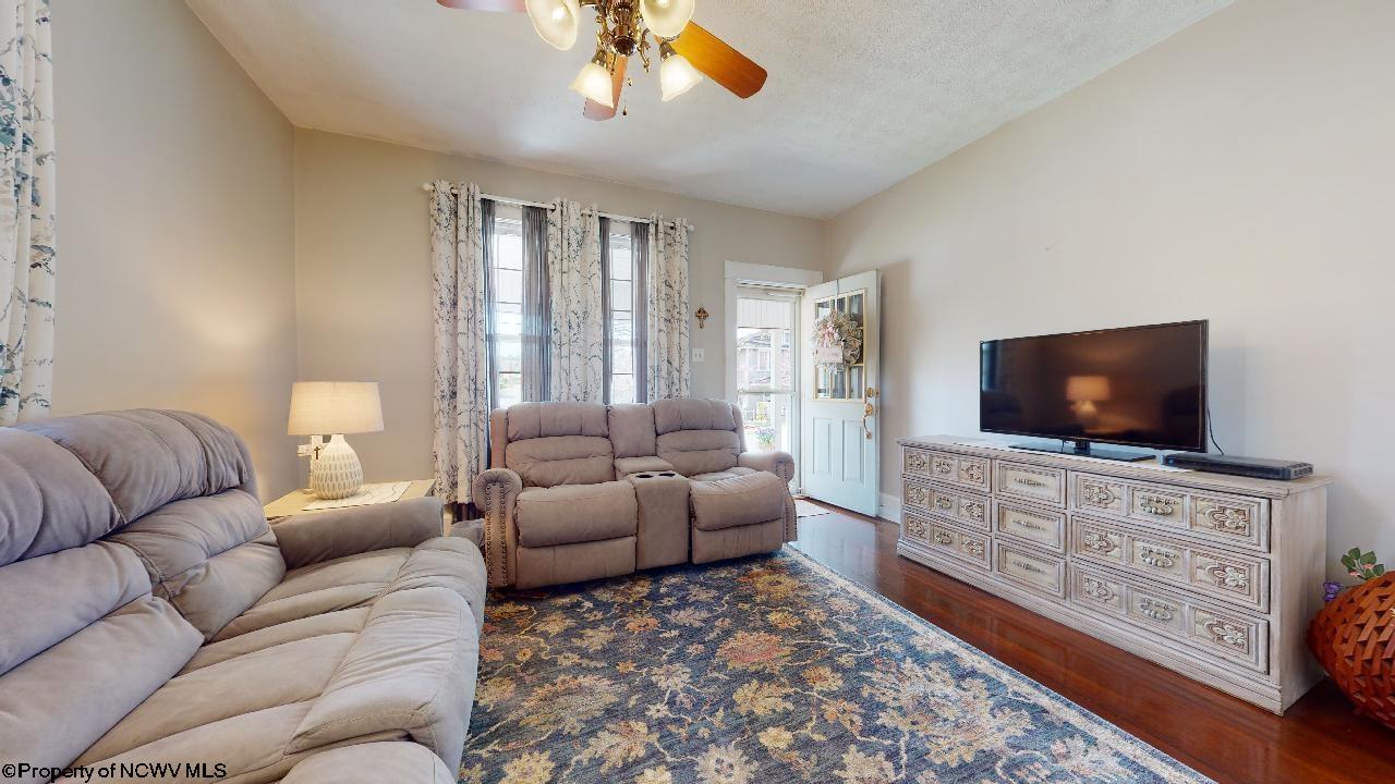 201 Reeves Avenue Fairmont, WV 26554 - Photo 11 of 29 Gallery Image 11