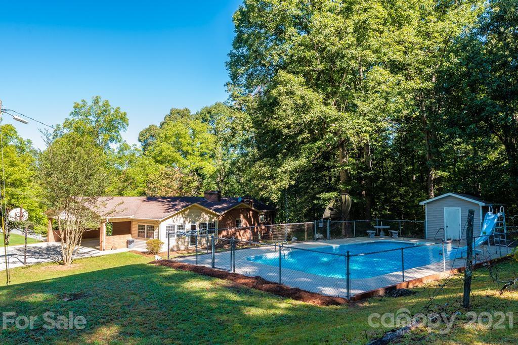 4367 Miller Bridge Road Connelly Springs, NC 28612 - Photo 11 of 46 Gallery Image 11